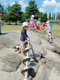 Kindertagsausflug Elbauenpark00008